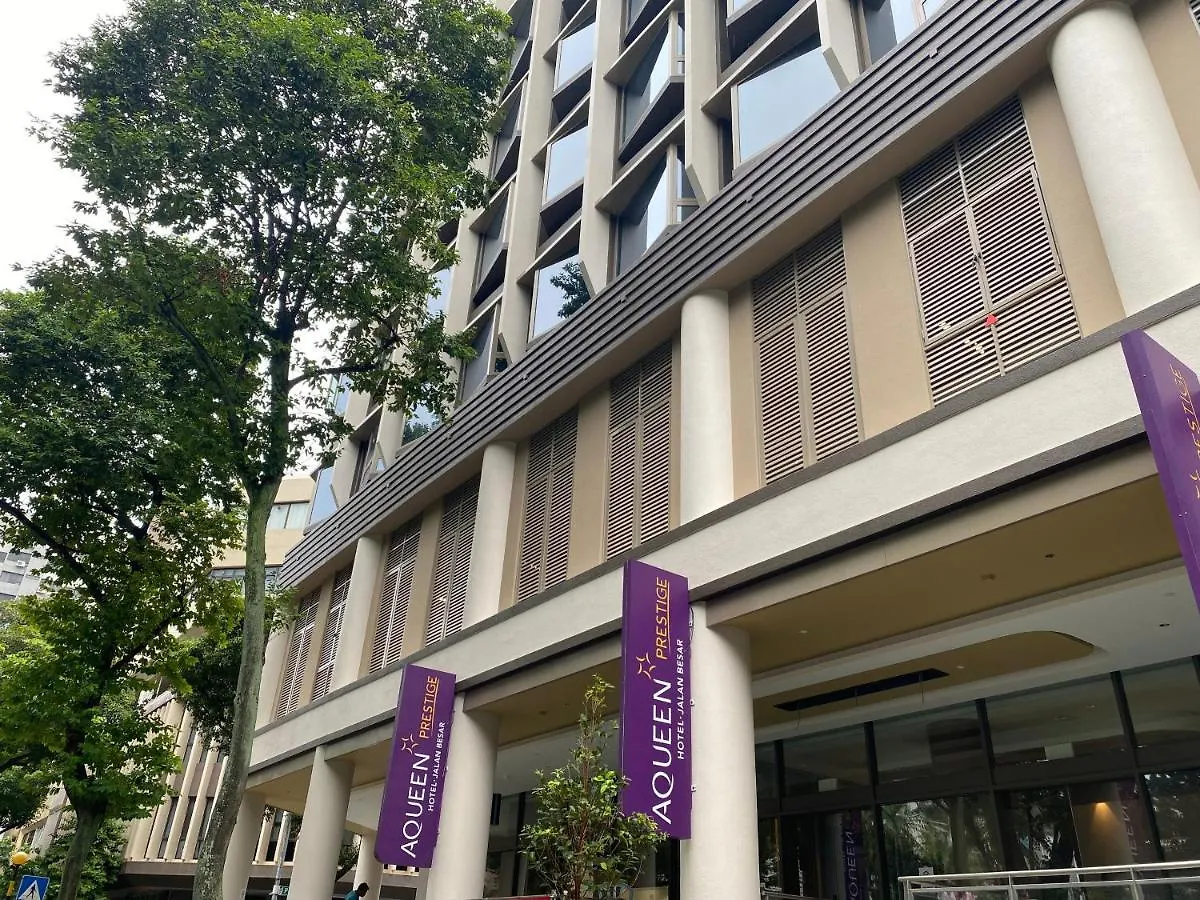 Aqueen Prestige Hotel Jalan Besar Singapore