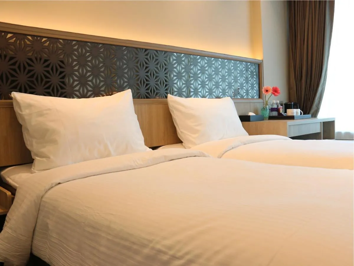 Aqueen Prestige Hotel Jalan Besar Singapore