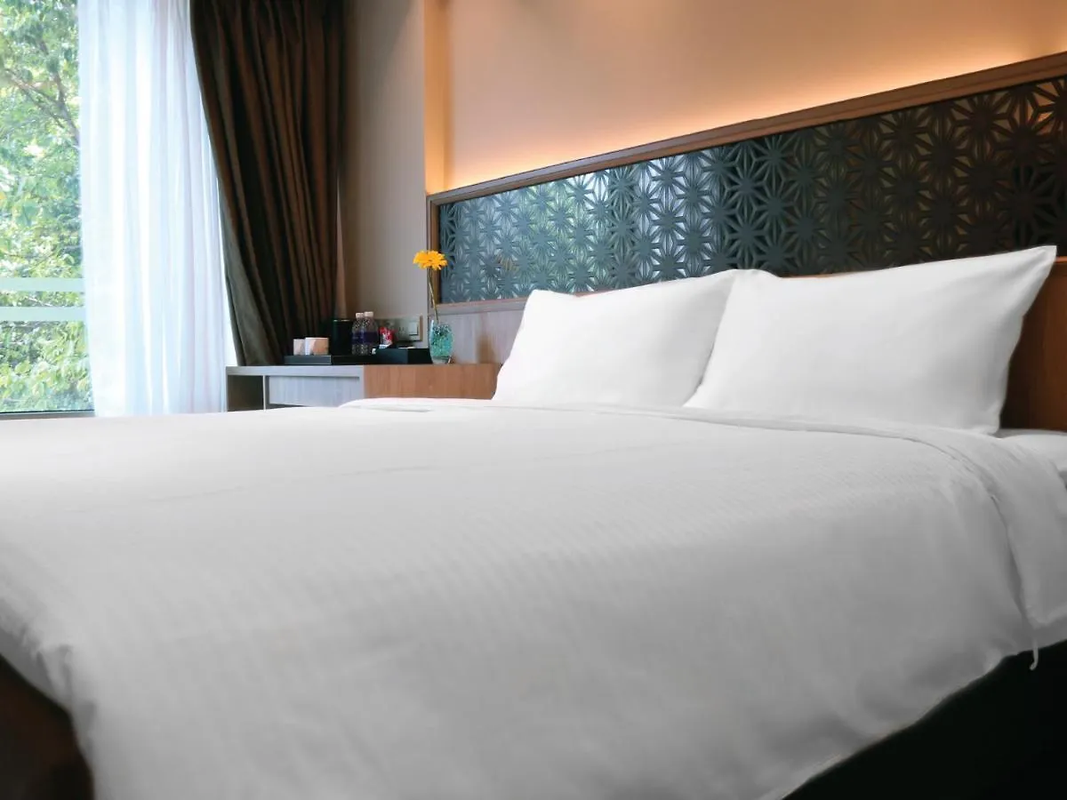 Aqueen Prestige Hotel Jalan Besar Singapur